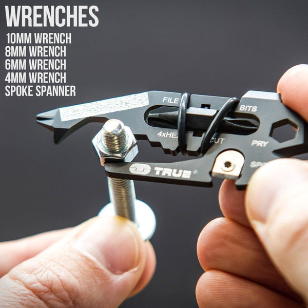 True Utility Fishface 18 in 1 Multi tool