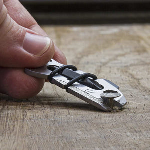 True Utility Sharkey 12 Tools in 1